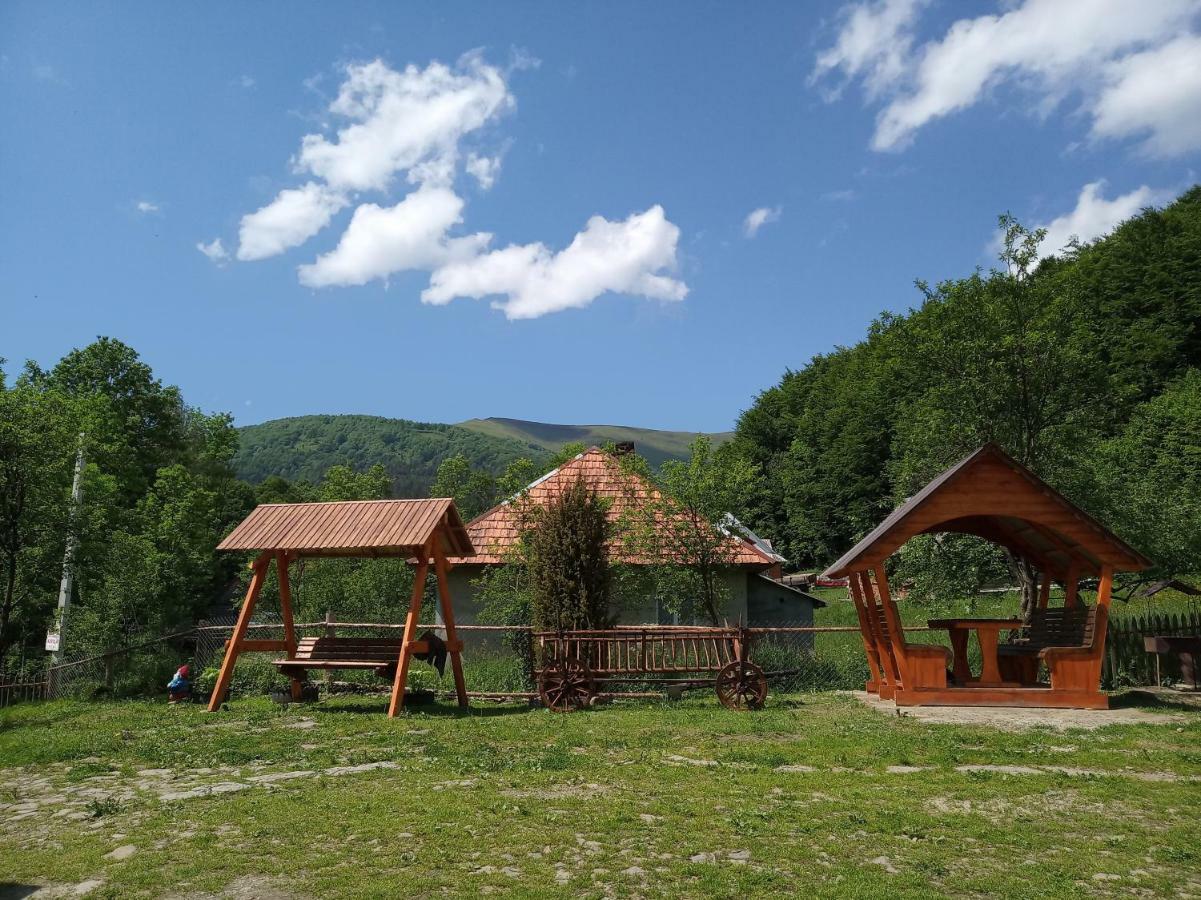 Верховинський Котедж Bukovets Zewnętrze zdjęcie